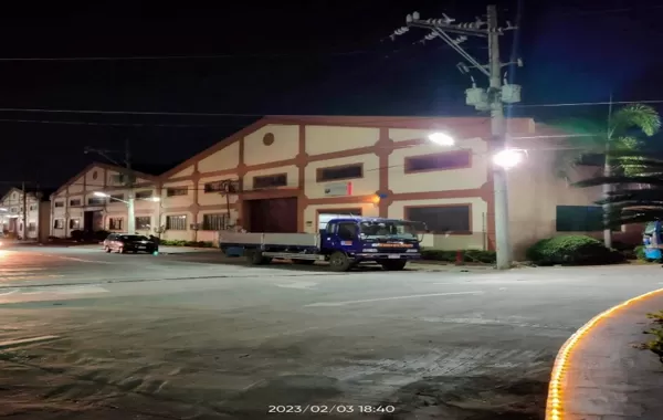 Pemasangan lampu jalan suria bersepadu H80w