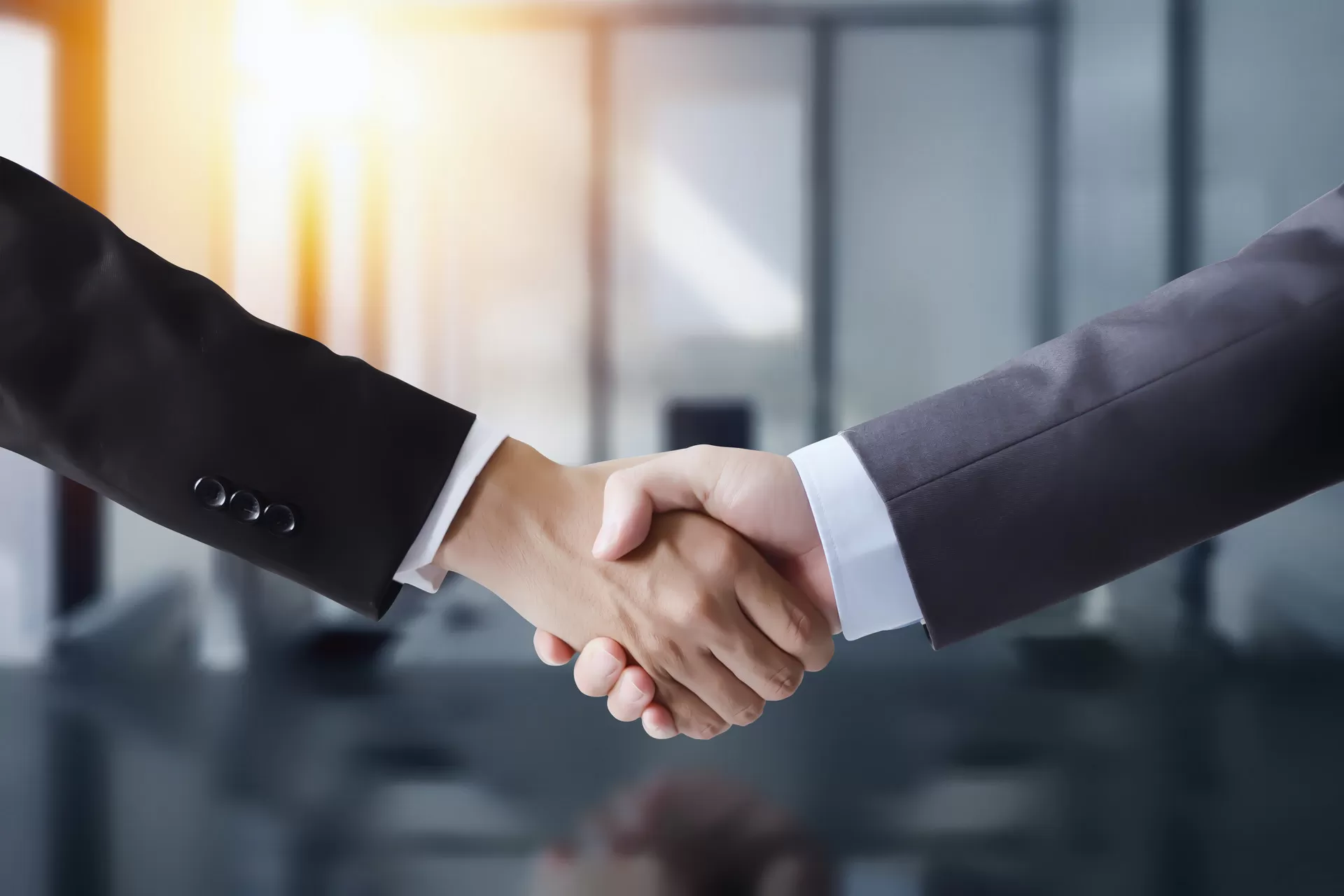 Pembekal cahaya suria yang boleh dipercayai